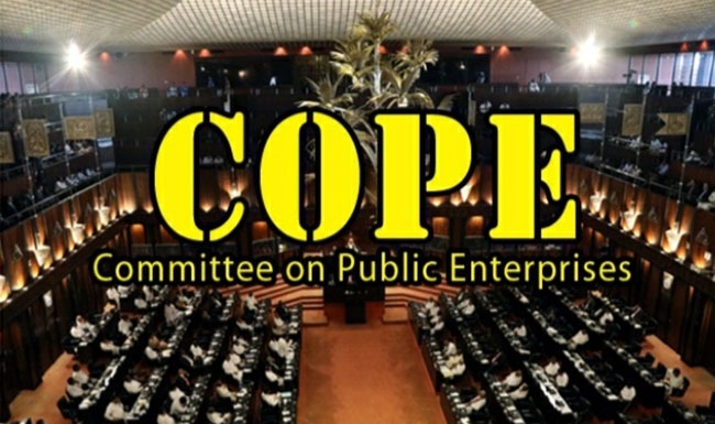 මාගම්පුර වරාය සමාගම බැංකුවට කෝටි ගාණක පොලු තියලා
