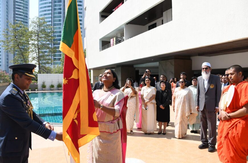 තායිලන්ත නිදහස් උළෙල විජයන්ති එදිරිසිංහ මහත්මියගේ ප්‍රදානත්වයෙන්..