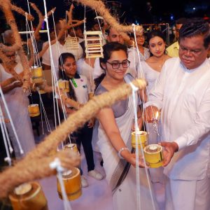 “2024 ධර්ම රශ්මි” පොසොන් කලාපයේ සමාරම්භක උත්සවය පිටිපන NSBM හරිත සරසවි භූමියේදී ගරු අග්‍රාමාත්‍ය දිනේෂ් ගුණවර්ධනගේ ප්‍රධානත්වයෙන්