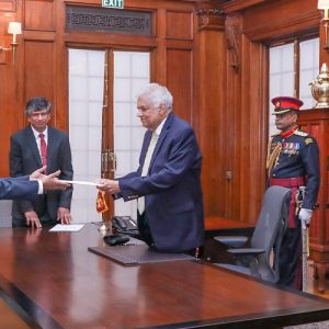 නව අභියාචනාධිකරණ විනිසුරුවරුන් සිව් දෙදනක් ජනපති ඉදිරිදේ දිවුරුම් දෙති