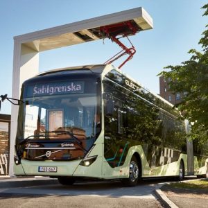 කොළඹ-නුවර සහ කොළඹ ගාල්ල අතර ධාවනයට විදුලි බස් රථ 100 ක්.